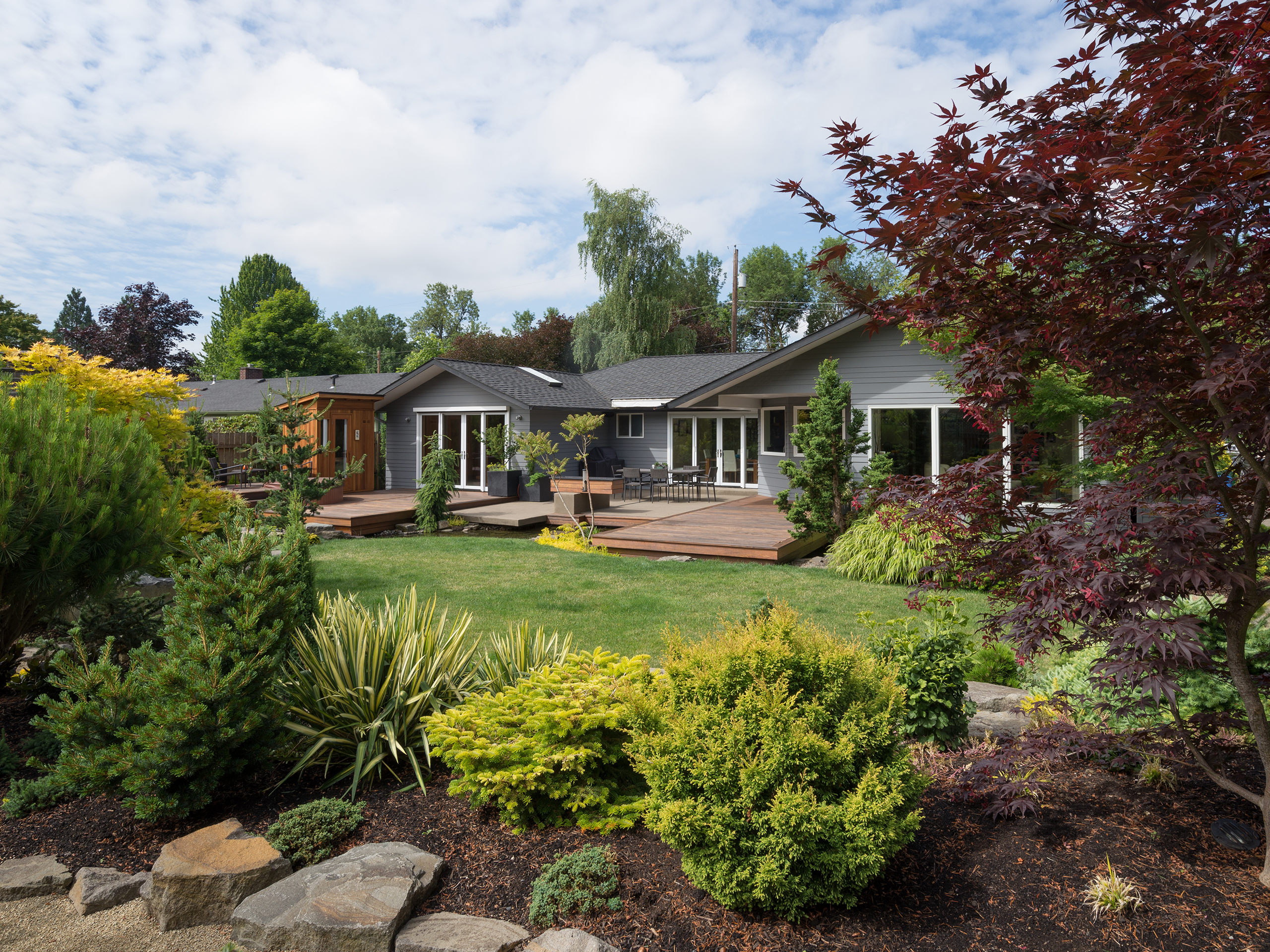 landscaping Weekly lawn mowing and edging in Kenosha, WI